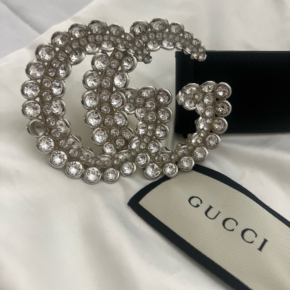 GUCCI belt, high waist or low waist. Used 3X. Comes with dust bag, no box.